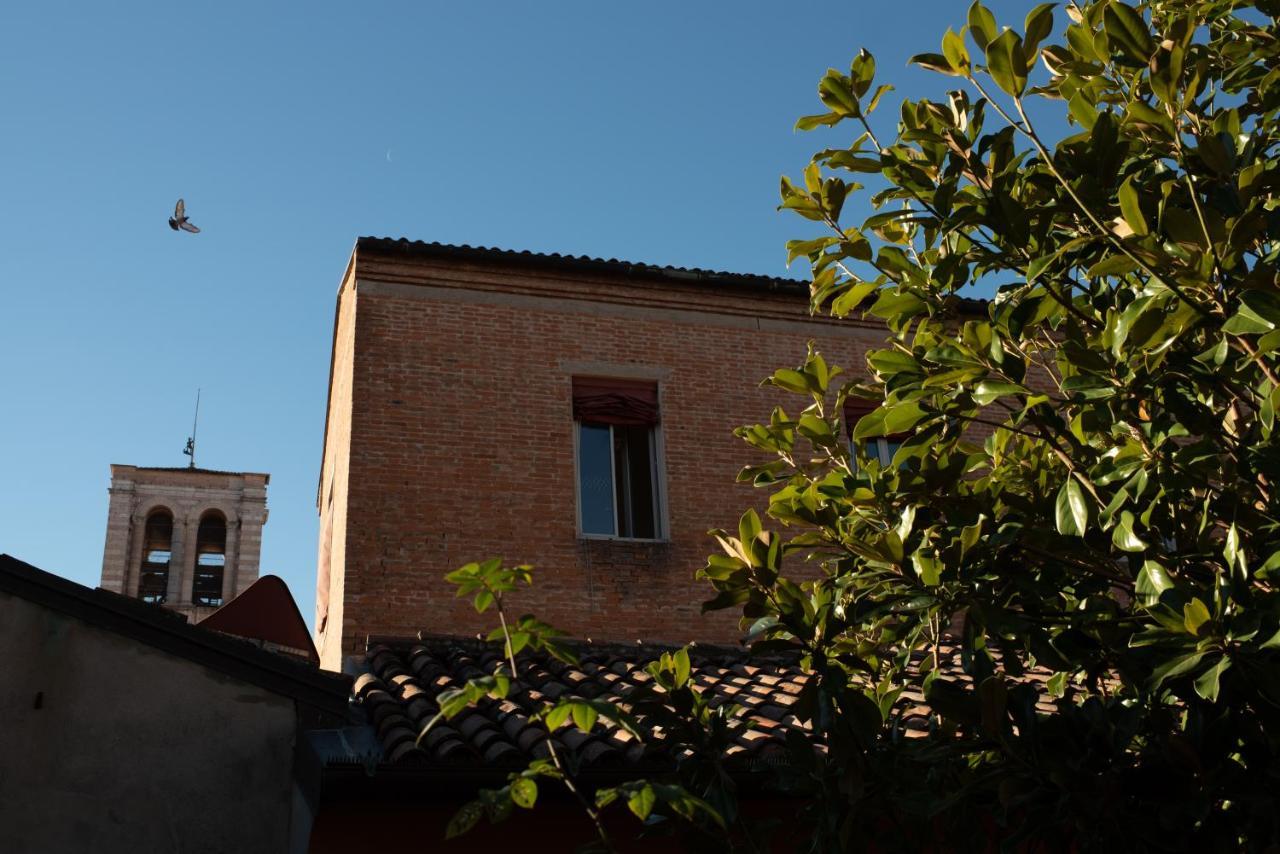 Apartment Corte Degli Estensi, Romantica Mansardina *