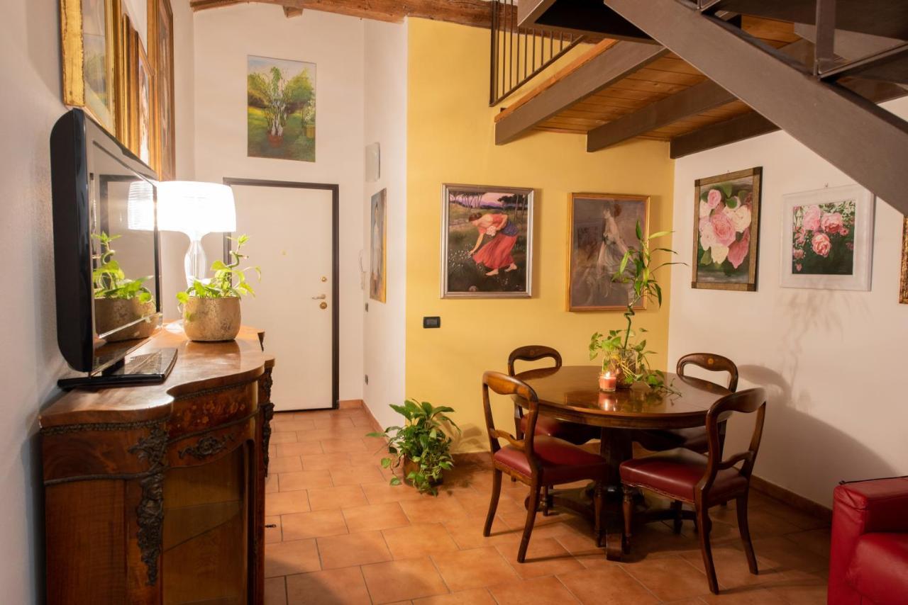 Corte Degli Estensi, Romantica Mansardina Apartment Ferrara